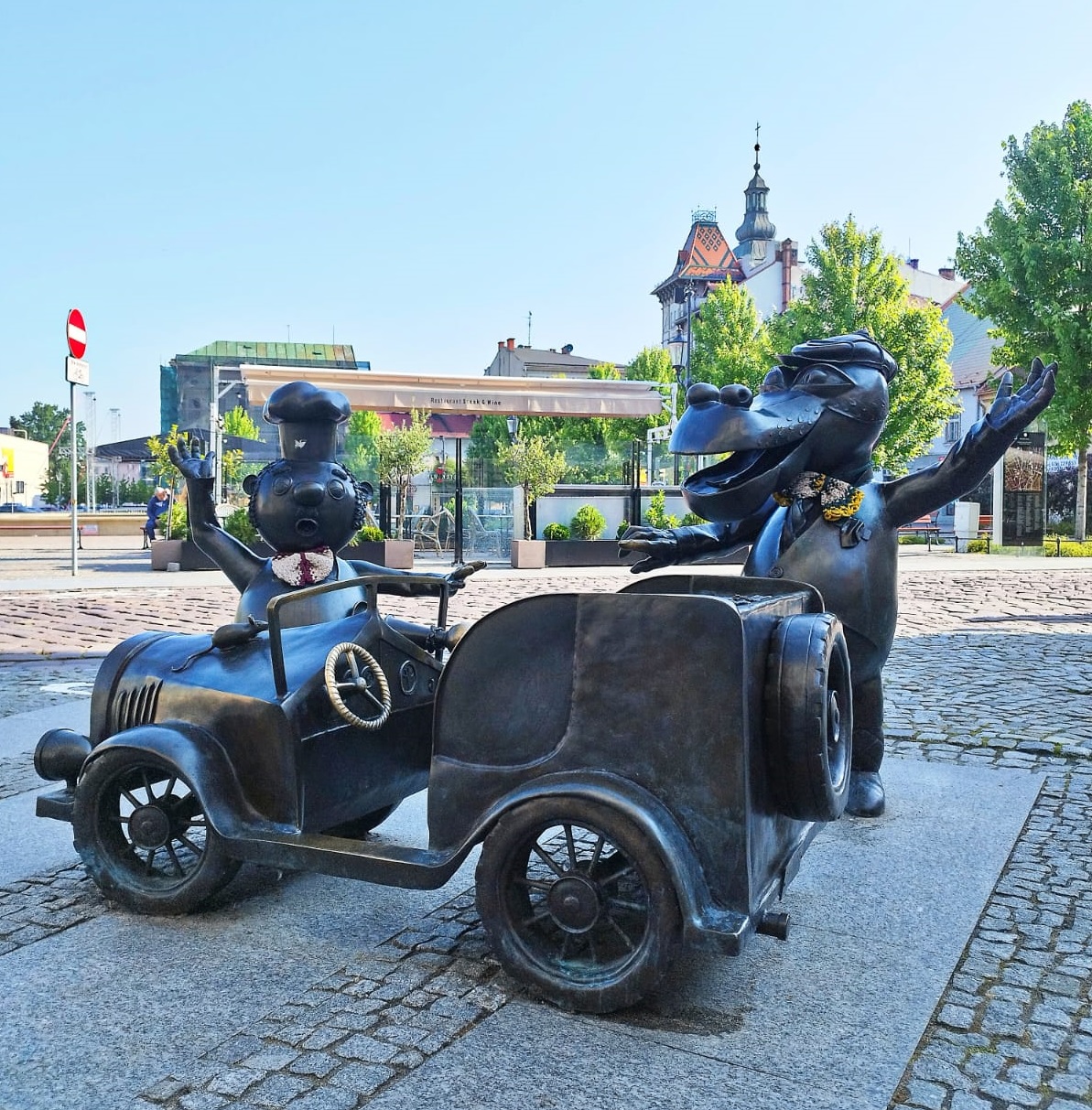 photo gallery image 01